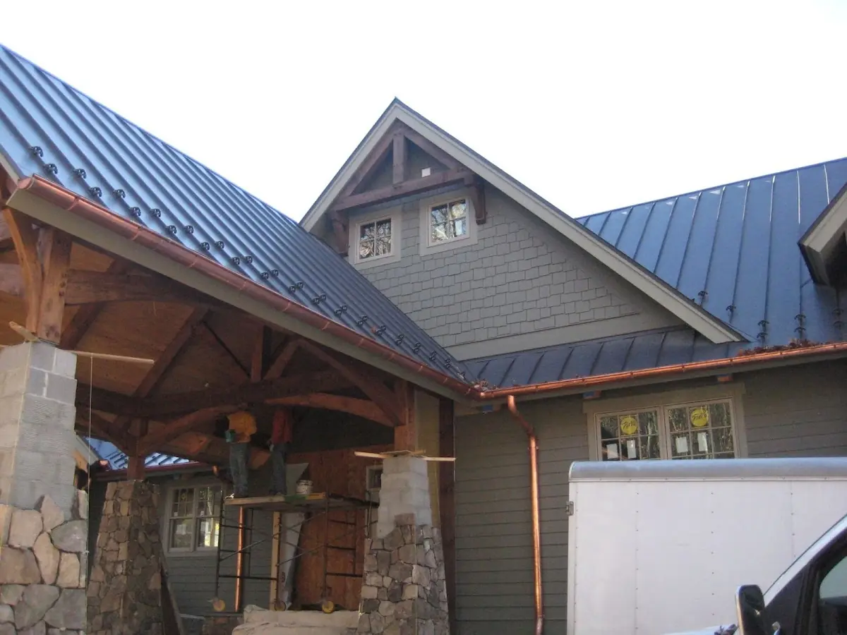 Craftsman Roofing team delivering quality roofing work in Tulip Hill